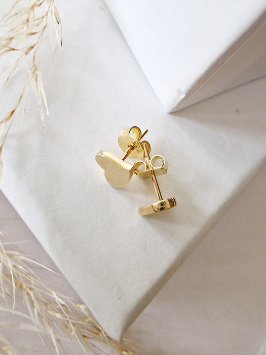 14k Gold Heart Stud