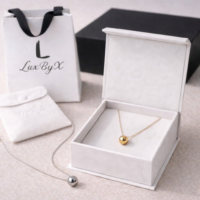The signature piece of Luxbyx