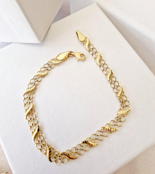 14k Gold Meash Leaf Bracelet