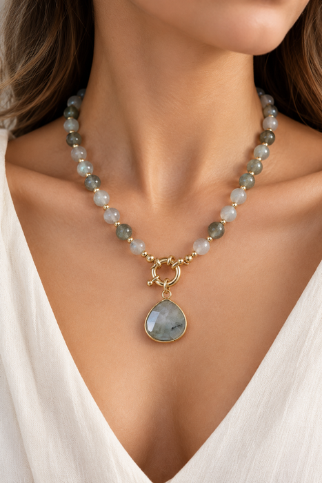 Green Natural Stone Teardrop Necklace